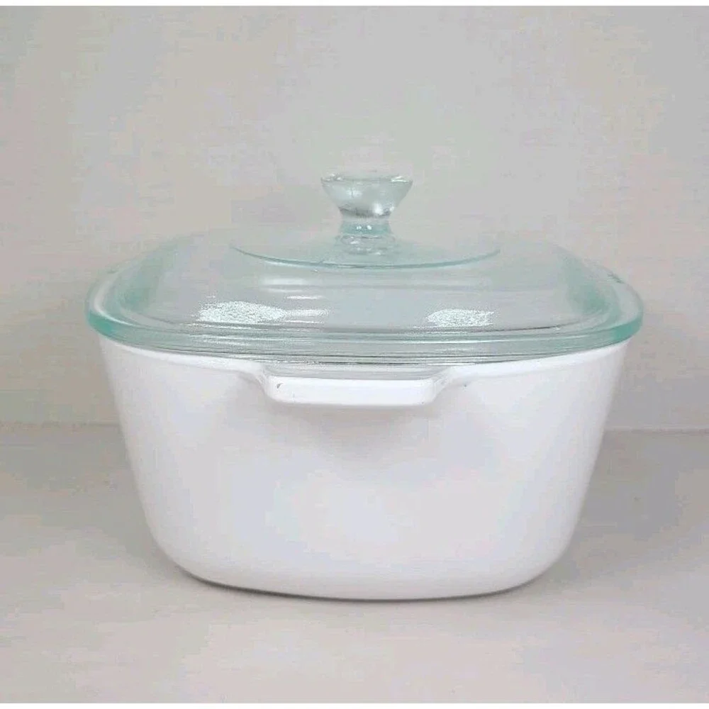Vintage Corning Ware 1-3/4 QT Blue Cornflower Casserole Dish w/Lid P-1-3/4-B USA